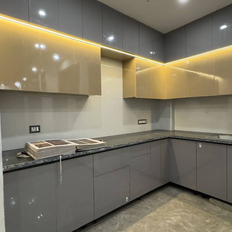 Kitchen, chattarpur 3 Bedroom 1300 Sq.Ft. Apartment In Chattarpur Delhi 9764029