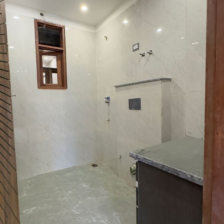 Room, chattarpur 3 Bedroom 1300 Sq.Ft. Apartment In Chattarpur Delhi 9764029