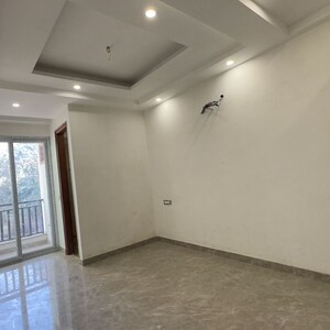 Room in 3 BHK Apartment at Chattarpur – for Sale