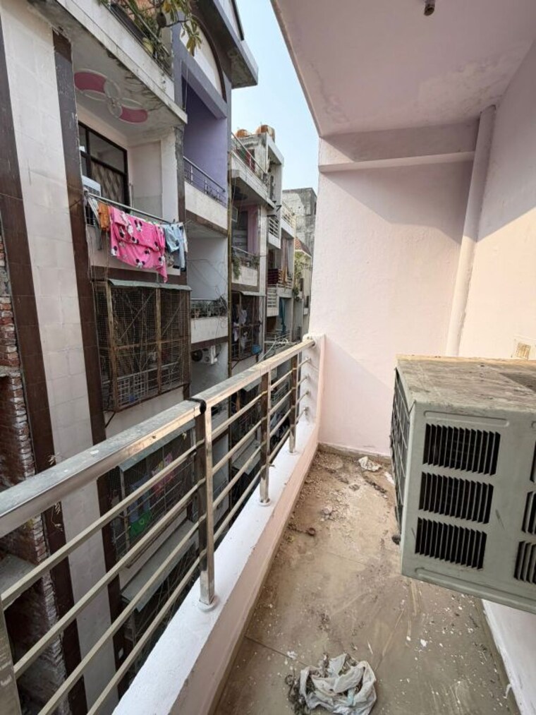 Balcony, ashok nagar 2 Bedroom 628 Sq.Ft. Builder Floor In Ashok Nagar Delhi 9764094