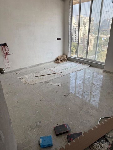 Room in 3 BHK Apartment at Mahim – for Rent