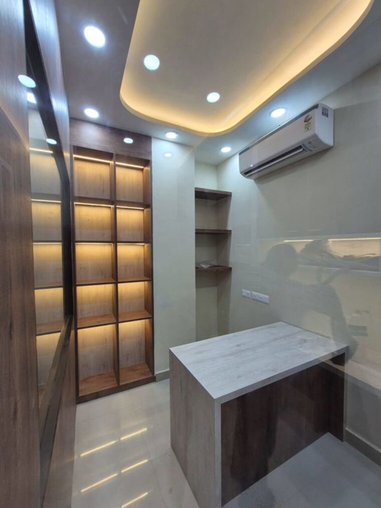 Team Area, kolkatta gpo Commercial Office Space 300 Sq.Ft. In Kolkatta Gpo Kolkata 9763881