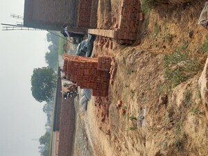  Plot For Sale in Nacholi