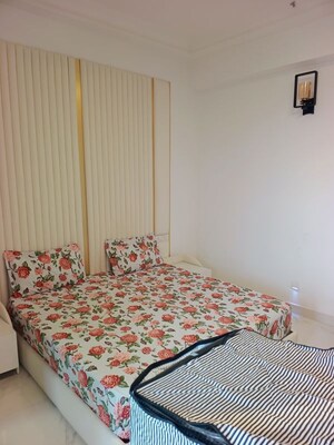 Master Bedroom in Studio Apartment at Purvanchal Royal Square, Chi V Greater Noida – for Rent
