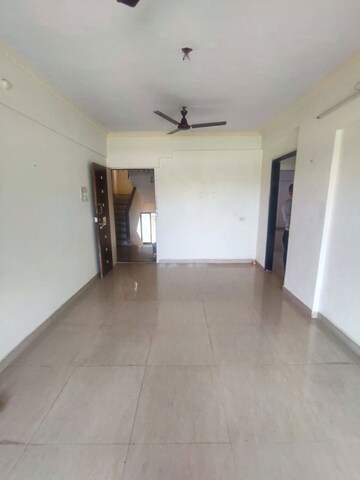 Room in 2 BHK Apartment at Suman Heritage, Nerul – for Rent