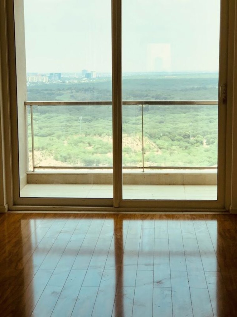 Room, dlf-the-crest 4 Bedroom 3529 Sq.Ft. Apartment In Sector 54 Gurgaon 9764251