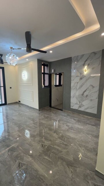 Room in 3 BHK Apartment at Ireo The Grand Arch, Sector 58 – for Rent