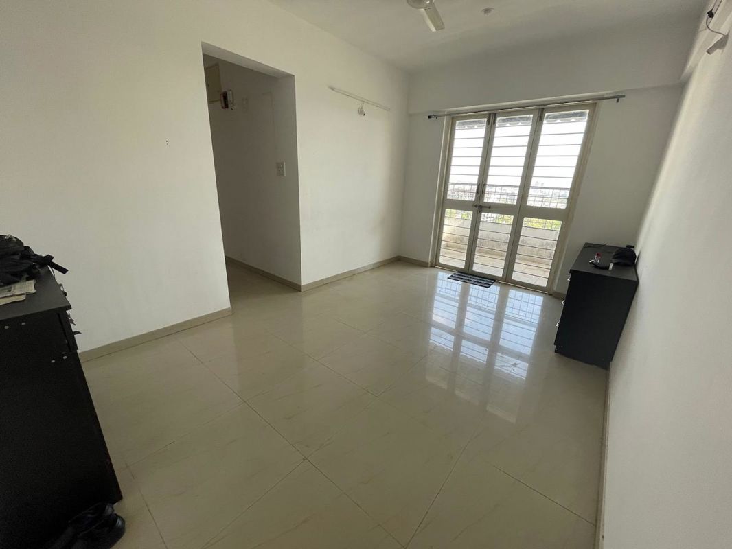 2 BHK + Servant Room 1000 Sq.Ft. Apartment in Ganga Legend