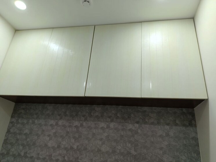 Room, mani-casadona Commercial Office Space 1021 Sq.Ft. In New Town Kolkata 9764307