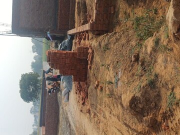  Plot For Sale in Nacholi