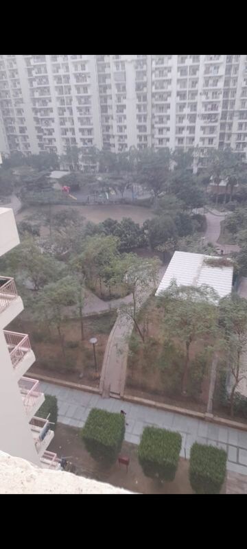 3 BHK Apartment – Garden View at Mahagun Moderne, Sector 78 - for Rent
