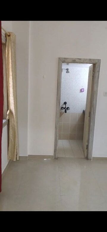 Master Bedroom in 2 BHK Apartment at Bhoomi Classic, Malad West – for Rent