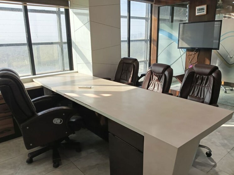 Team Area, iscon-elegance Commercial Office Space 2477 Sq.Ft. In Prahlad Nagar Ahmedabad 9764316