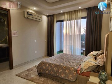 Bedroom in 4 BHK Builder Floor at Unitech Espace Nirvana Country, Sector 50 – for Sale