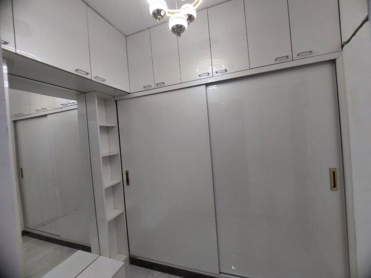 Room, sector 88 3 Bedroom 238 Sq.Yd. Builder Floor In Sector 88 Faridabad 9764362