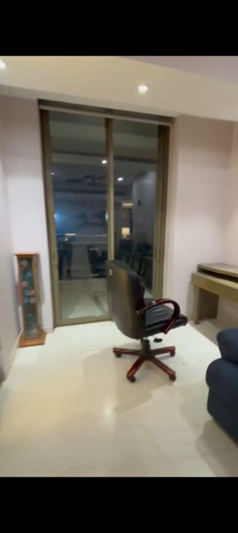 Living Room, m3m-golf-estate 4 Bedroom 4000 Sq.Ft. Apartment In Sector 65 Gurgaon 9764393