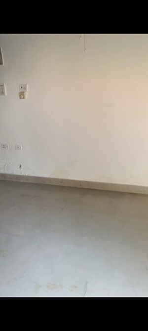 Floor Plan in  Office Space at Vardhman Star Shop Mall, Sector 19 – for Rent