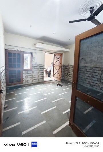 Kitchen in 2 BHK Independent House at RWA Apartments Sector 41, Sector 41 – for Rent