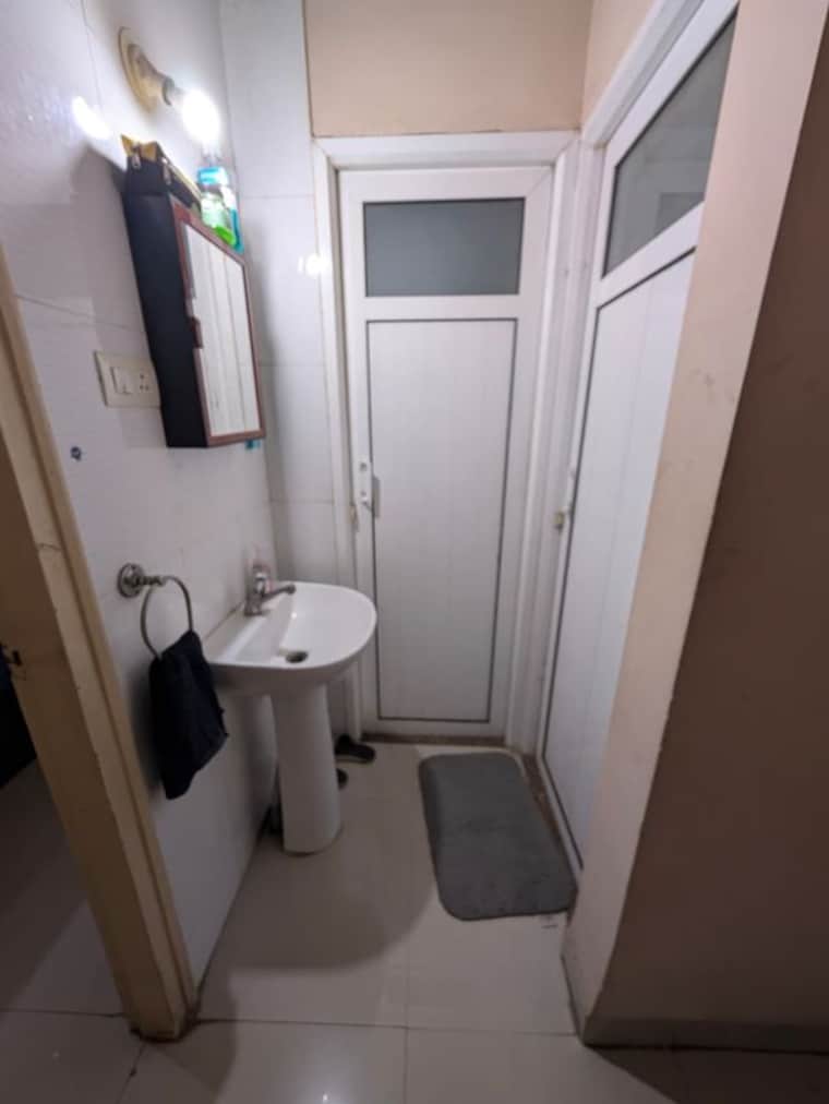 Bathroom, bellandur 3 Bedroom 1350 Sq.Ft. Builder Floor In Bellandur Bangalore 9764456