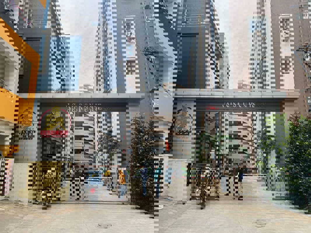 3 BHK 1425 Sq.Ft. Apartment in Vasu Sri Sunrise