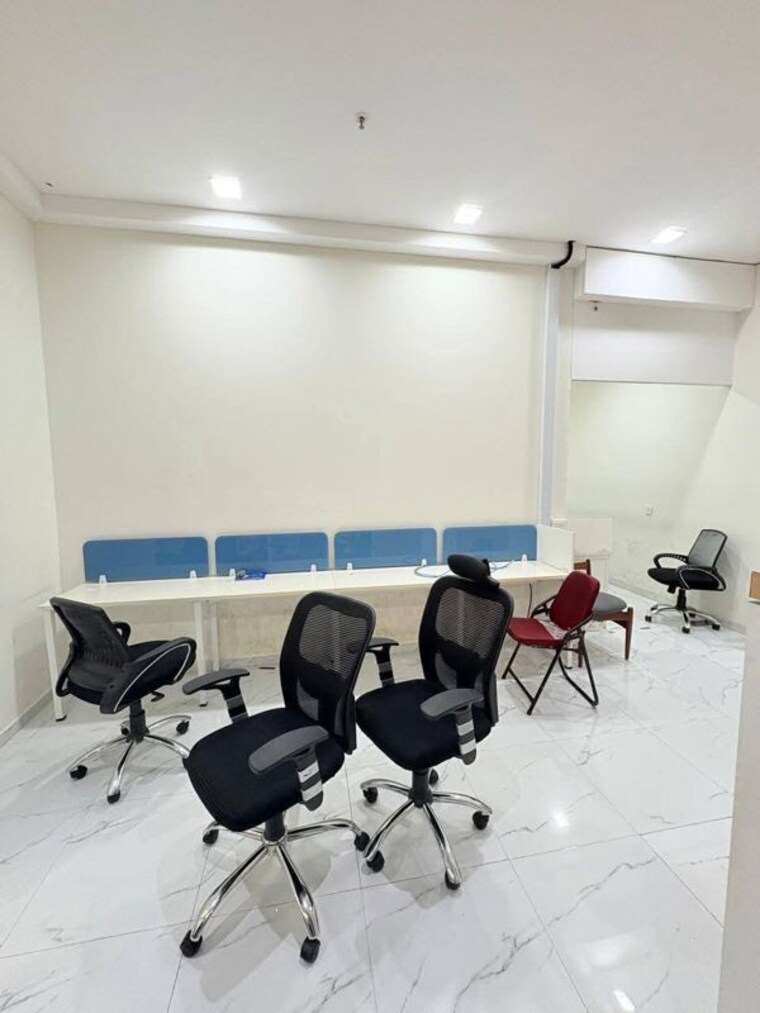 Team Area, wagle-estate Commercial Office Space 1470 Sq.Ft. In Shivaji Nagar Thane 9764474