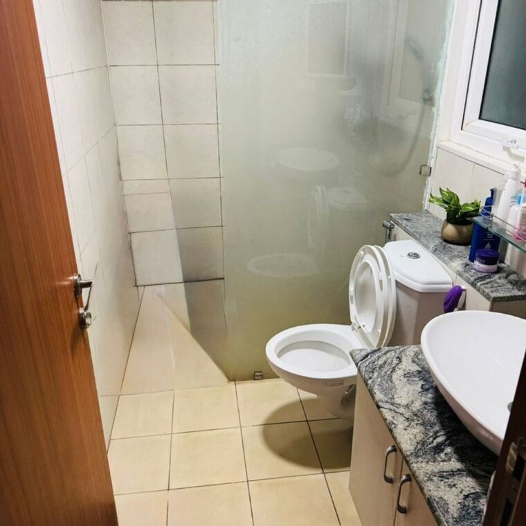 Bathroom, bhartiya-nikoo-homes-phase-2 3 Bedroom 1500 Sq.Ft. Apartment In Kannur Bangalore 9764482