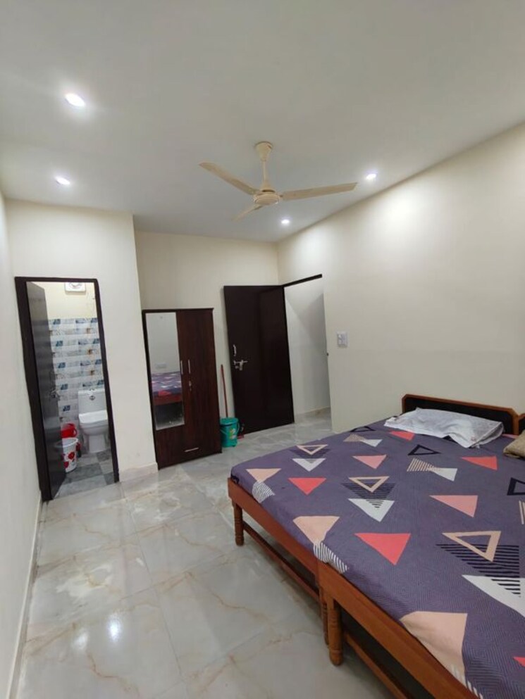 Bedroom, apex-anuradha-apartments 1 Bedroom 700 Sq.Ft. Apartment In Paschim Vihar Delhi 9764494