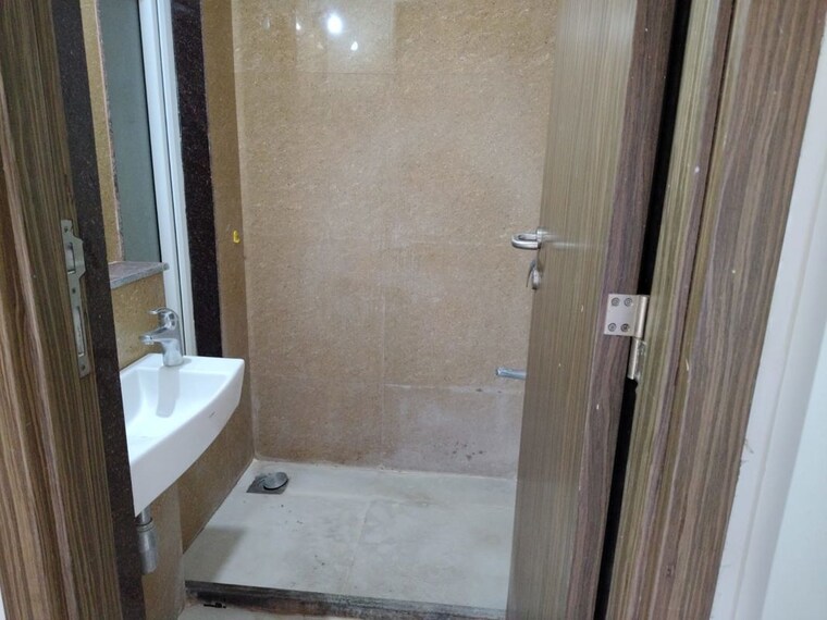 Bathroom, ganga-legend 1 Bedroom 560 Sq.Ft. Apartment In Bavdhan Pune 9764449