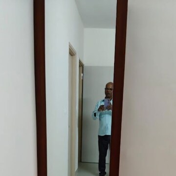 Room in 2.5 BHK Apartment at Mantri Webcity, Hennur Road – for Rent