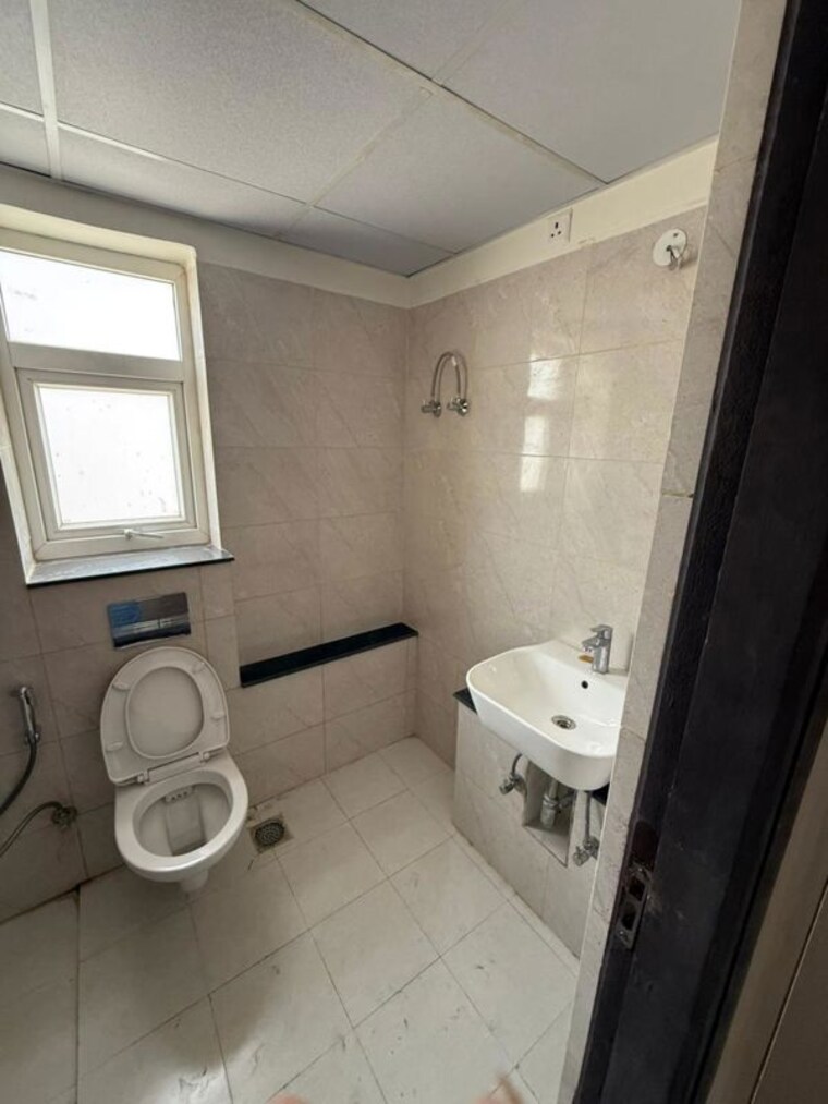 Bathroom, bptp-discovery-park 2 Bedroom 1200 Sq.Ft. Apartment In Sector 80 Faridabad 9764488