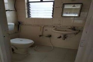 Bathroom in 2 BHK Apartment at Beliaghata – for Rent