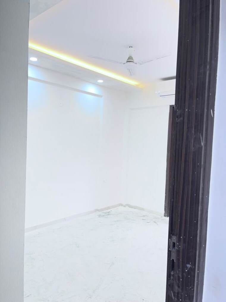 Room, smart-world-gems 3.5 Bedroom 1494 Sq.Ft. Builder Floor In Sector 89 Gurgaon 9764580