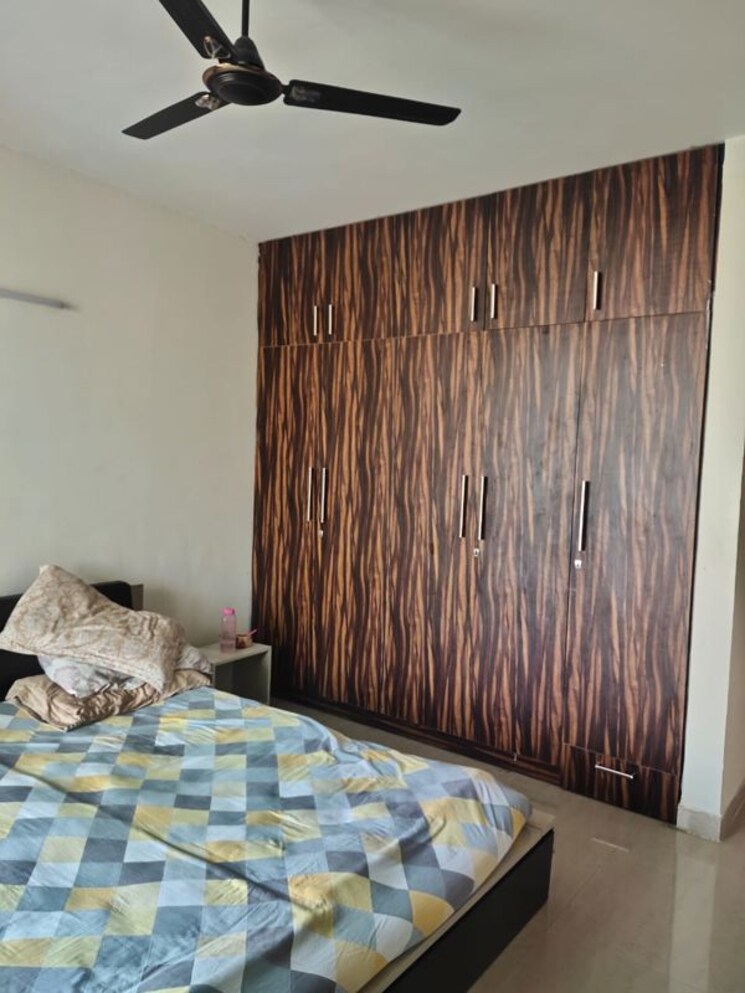 Bedroom, bptp-park-grandeura 3 Bedroom 1800 Sq.Ft. Apartment In Sector 82 Faridabad 9764544