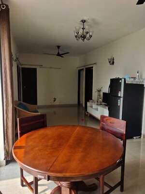 Furnished Amenities in 3 BHK Apartment at BPTP Park Grandeura, Sector 82 – for Rent