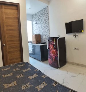 Kitchen in 2 BHK Builder Floor at Unitech Nirvana Country Plots, Sector 50 – for Rent