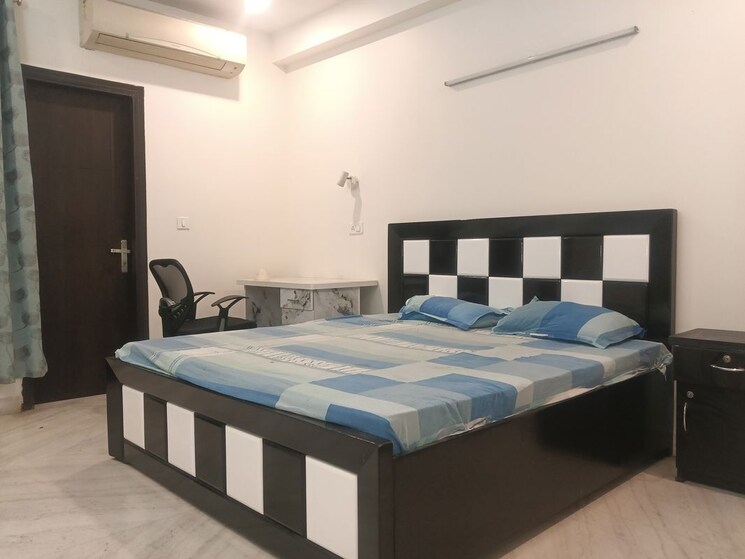 Bedroom, greater kailash i 3 Bedroom 1800 Sq.Ft. Builder Floor In Greater Kailash I Delhi 9764622