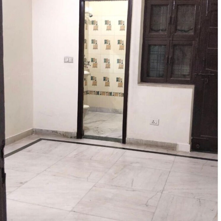 Room, rwa-residential-society-sector-46 2 Bedroom 161 Sq.Ft. Builder Floor In Jharsa Gurgaon 9764636