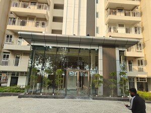 3.5 BHK Apartment – Exterior View View at Sector 77 - for Sale
