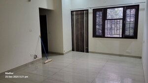 Room in 2 BHK Independent House at Panchkula Urban Estate – for Rent