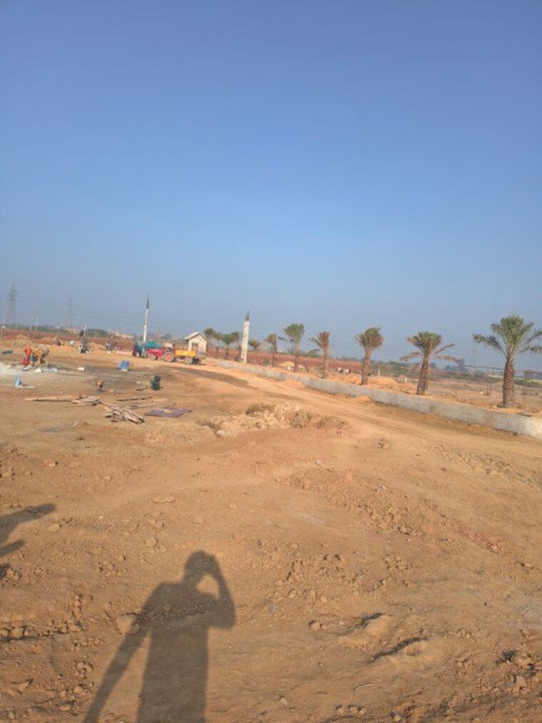 undefined, nh 19  100 Sq.Yd. Plot In Nh 19 Vrindavan 9764654