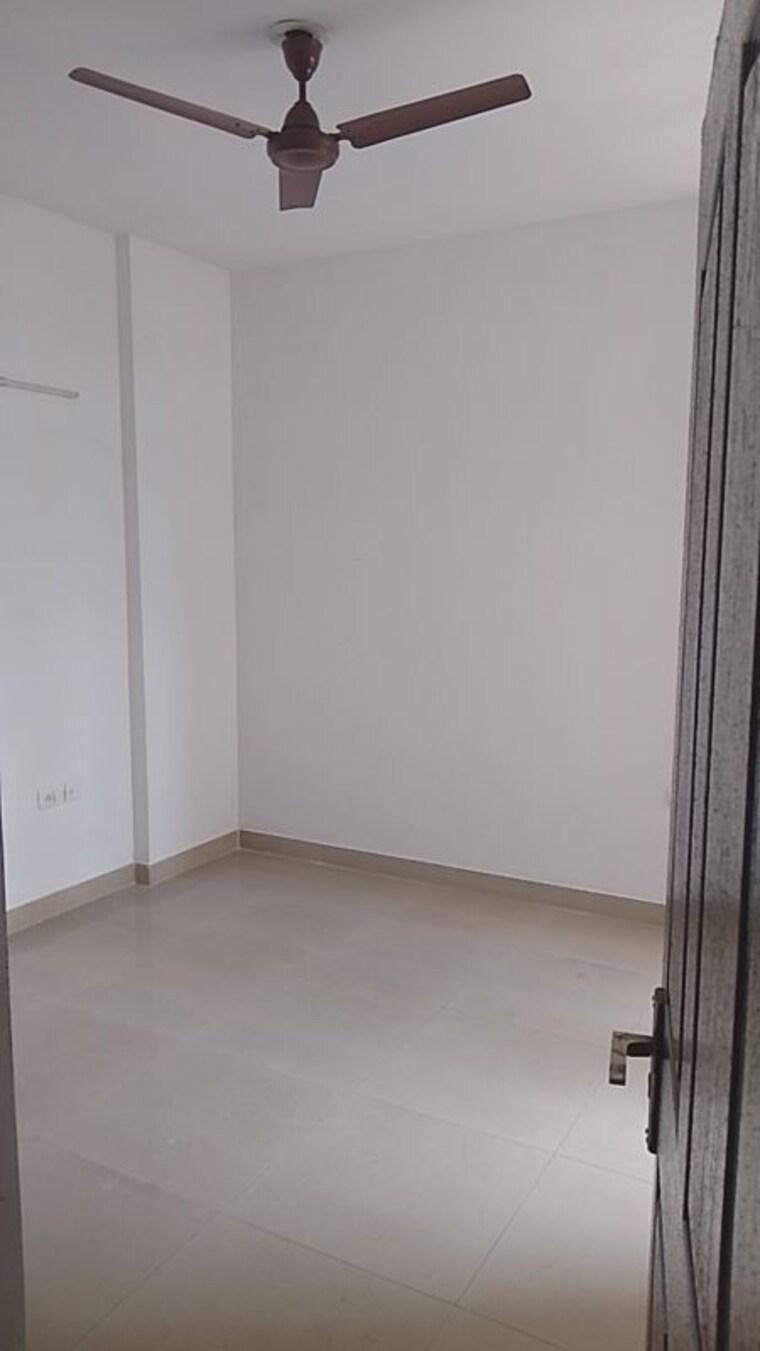 Room, elixir-divine-meadows 2 Bedroom 1024 Sq.Ft. Apartment In Sector 108 Noida 9764764