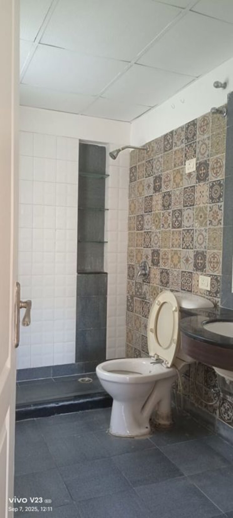 Bathroom, unitech-fresco 3 Bedroom 1629 Sq.Ft. Apartment In Sector 50 Gurgaon 9764789