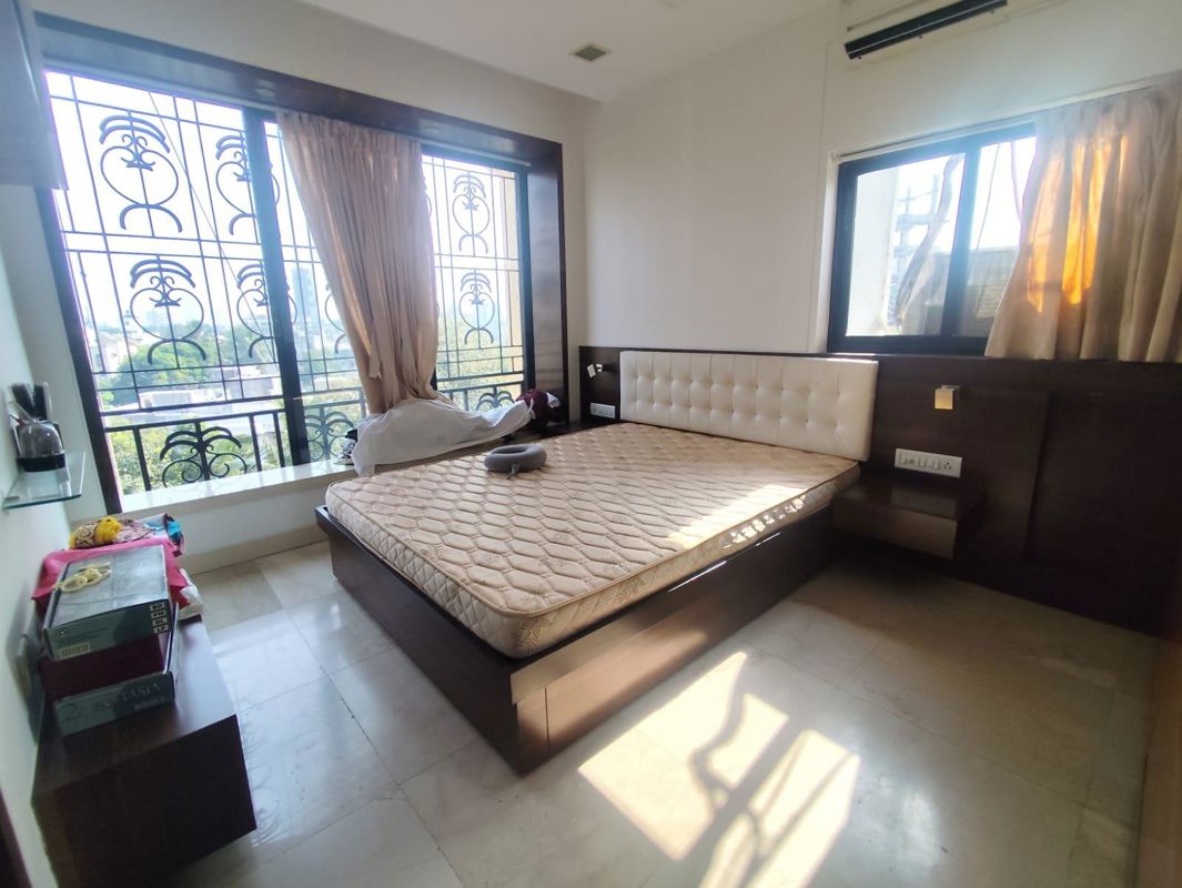 3 BHK + Pooja Room 1190 Sq.Ft. Apartment in Parijat Building