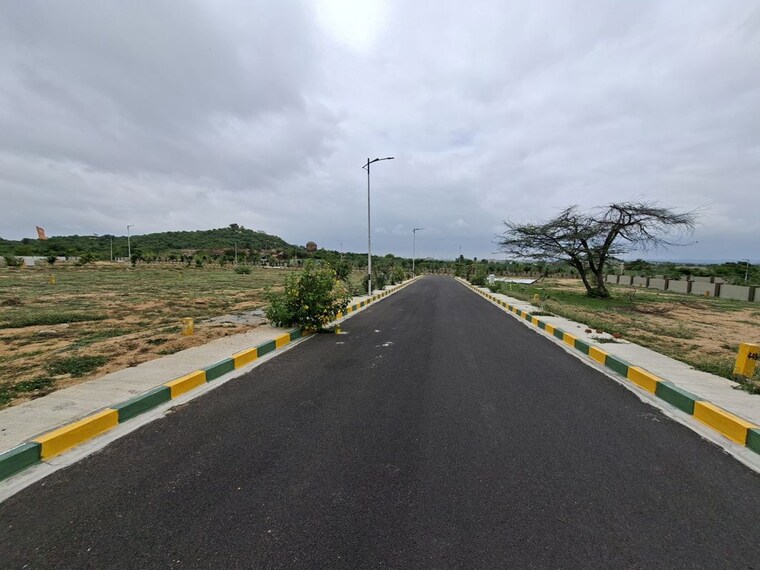 Garden, sr-sree-city  150 Sq.Yd. Plot In Agapally Hyderabad 9203368
