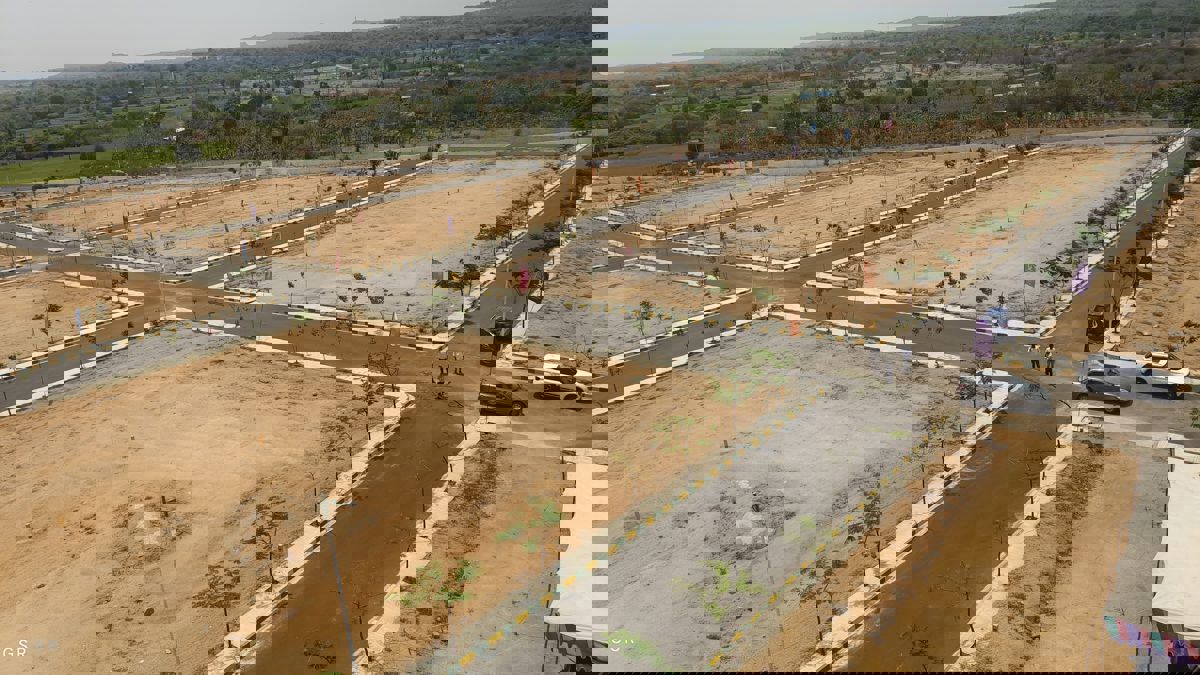 Plot For Sale in SR Sree City