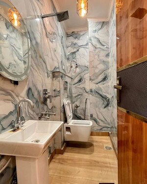 Master Bedroom in 2 BHK Independent House at Dwarka Mor – for Sale