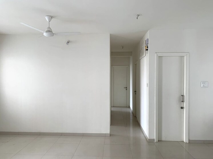 Room, godrej-24 3 Bedroom 1100 Sq.Ft. Apartment In Hinjewadi Pune 9764842
