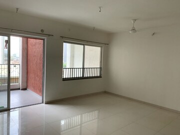 Room in 3 BHK Apartment at Godrej 24, Hinjewadi – for Rent