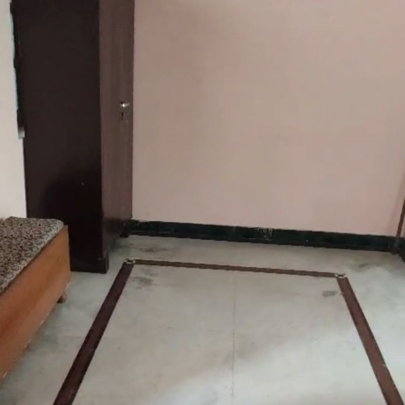 1 BHK + Extra Room Builder Floor For Rent in Huda Staff Colony
