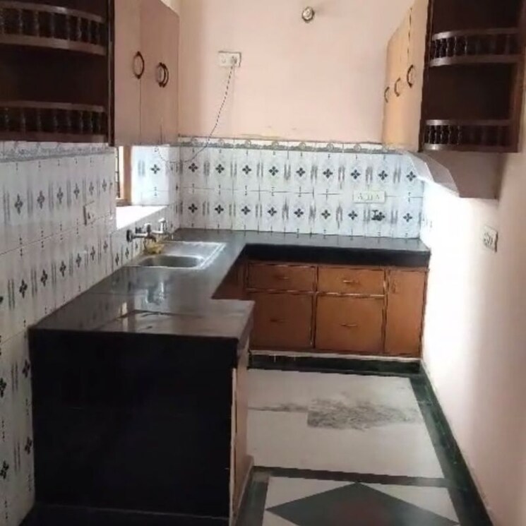 Kitchen, huda-staff-colony 1 Bedroom 160 Sq.Yd. Builder Floor In Durga Colony Gurgaon 9765042